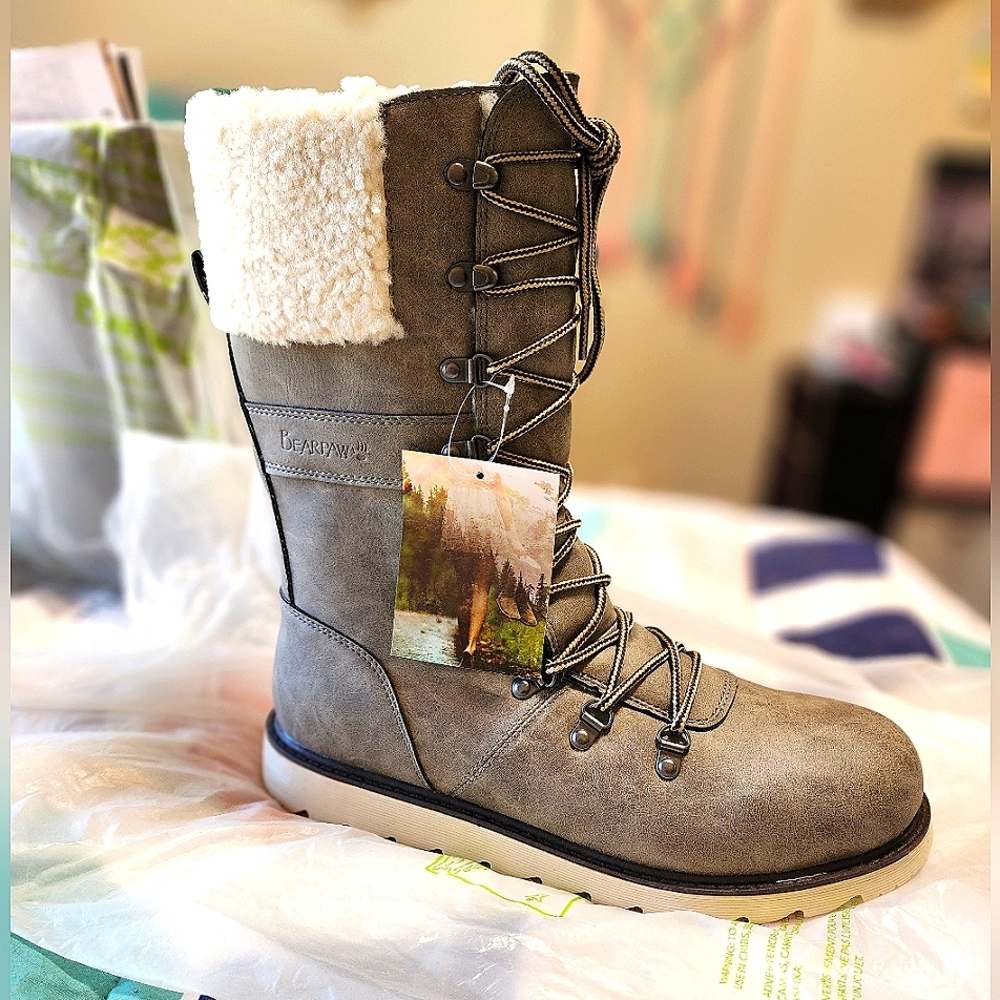 Bearpaw Alaska Boots